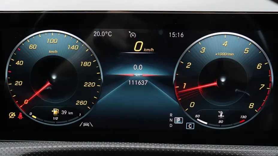 MERCEDES-BENZ CLA CLA 200
