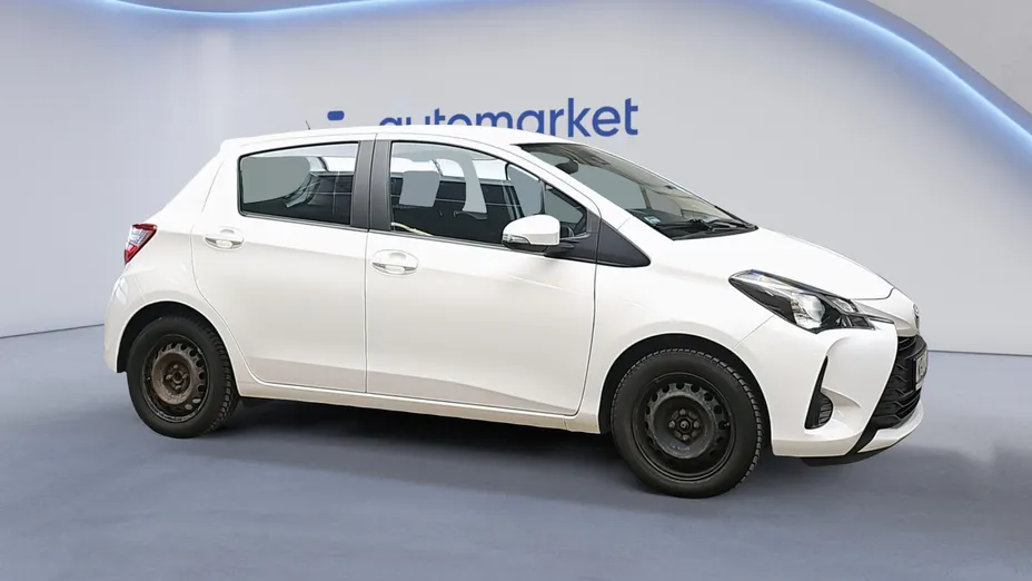 TOYOTA Yaris Yaris 1.5 Active