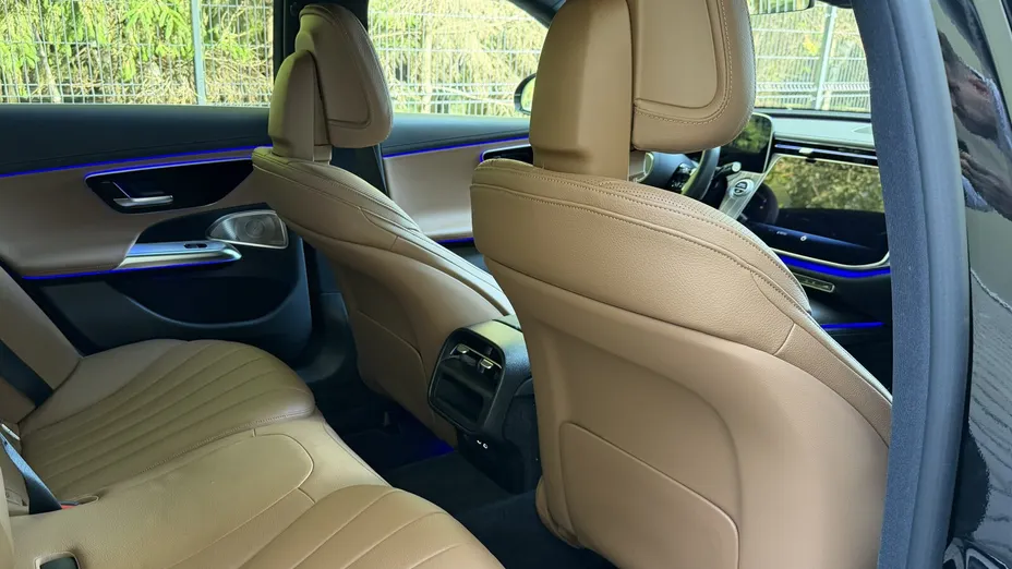 MERCEDES-BENZ E Klasa E 220 d mHEV 4-Matic AMG 9G-Tronic