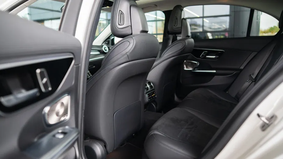 MERCEDES-BENZ C Klasa C 200 mHEV 4-Matic AMG