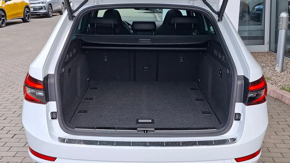 SKODA Superb Superb 2.0 TSI 4x4 Sportline DSG