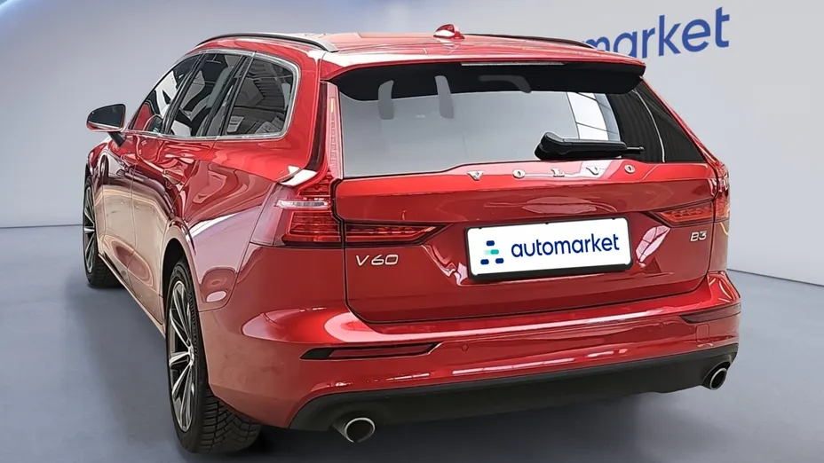 VOLVO V60 V60 B3 B Momentum aut