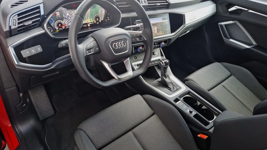AUDI Q3 Sportback -