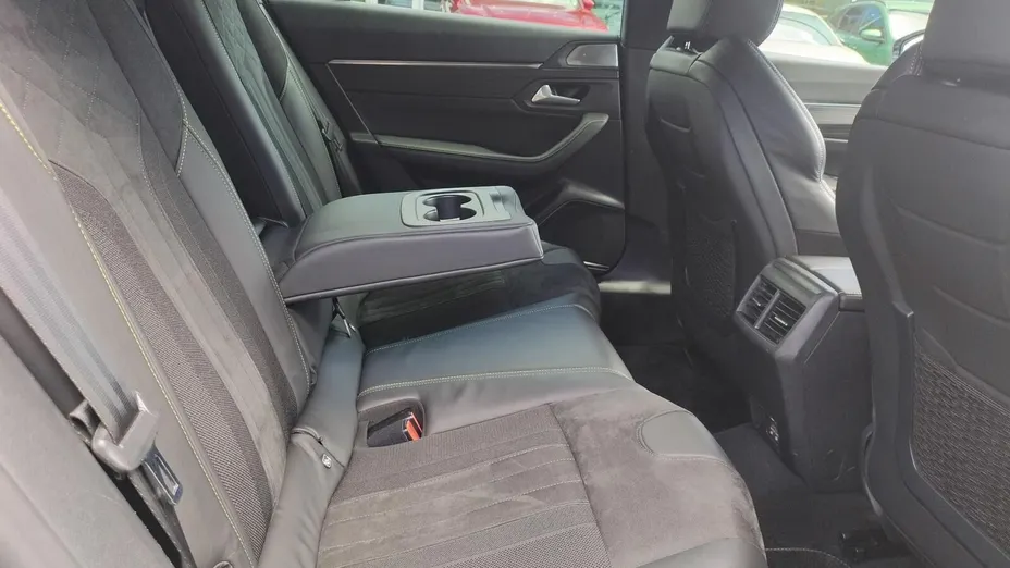 PEUGEOT 508 508 1.6 PureTech HYbrid4 Peugeot Sport Engineered EAT8