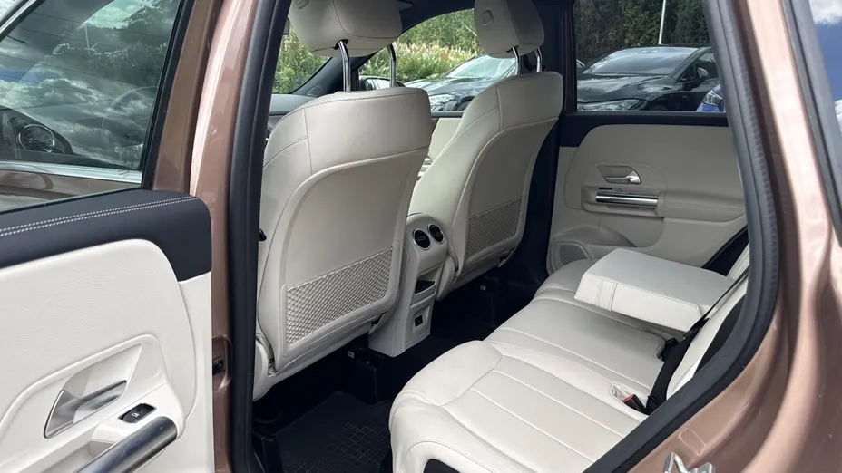 MERCEDES-BENZ B Klasa B 220 4-Matic mHEV Progressive 8G-DCT