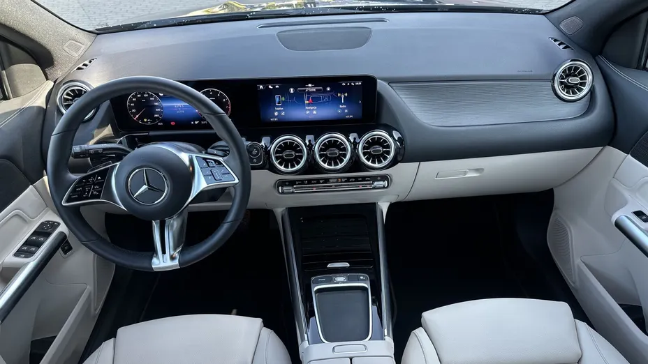 MERCEDES-BENZ GLA GLA 200 mHEV Progressive 7G-DCT