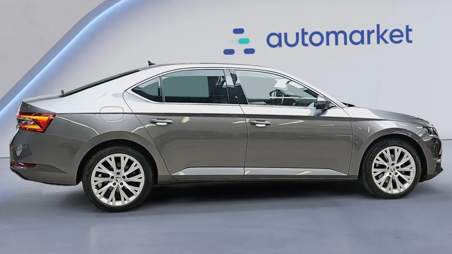 SKODA Superb Superb 2.0 TSI Style DSG