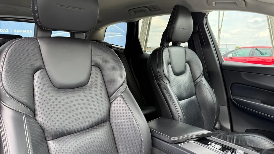 VOLVO XC60 XC60 D5 SCR AWD Inscription aut