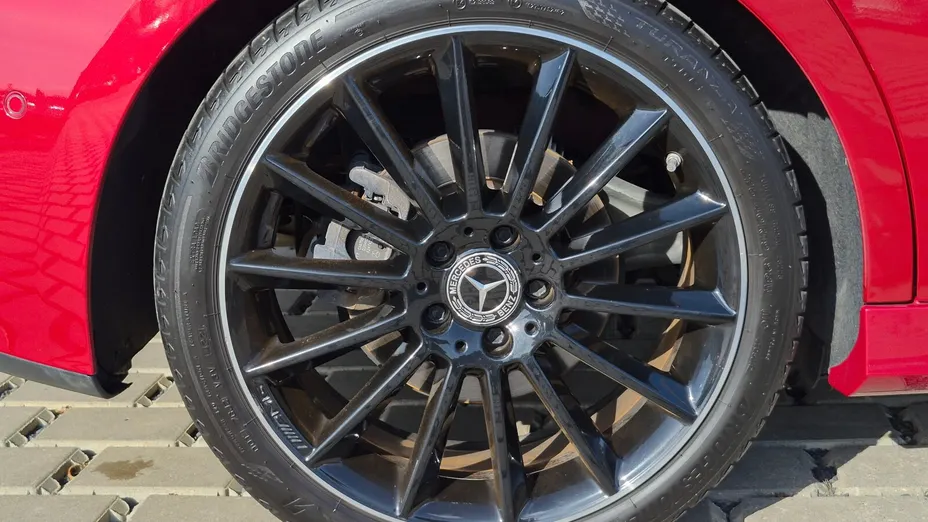 MERCEDES-BENZ A Klasa A 250 4-Matic 7G-DCT
