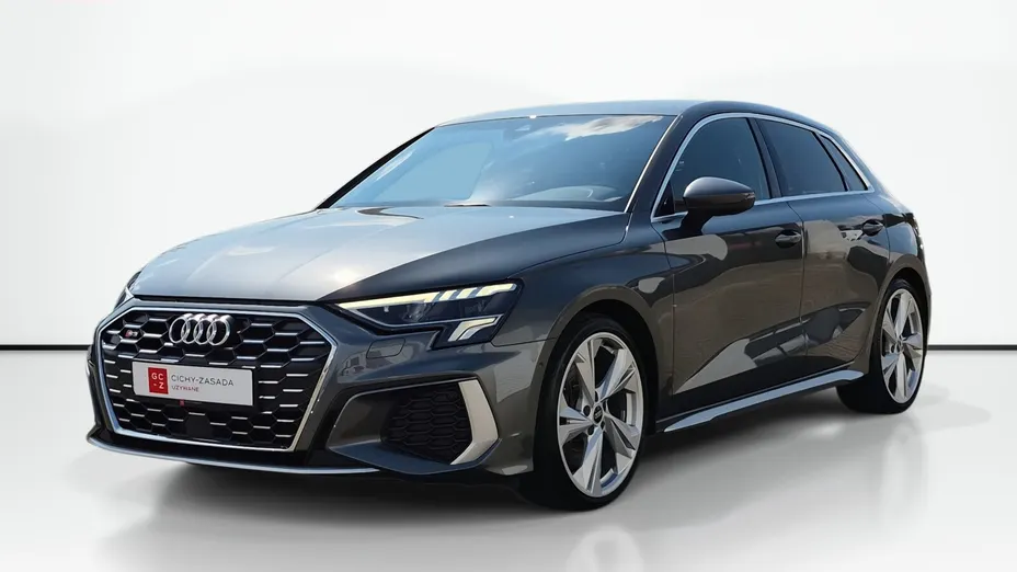 AUDI S3 -