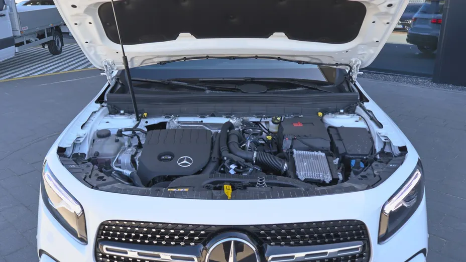MERCEDES-BENZ GLB GLB 200 AMG Line 7G-DCT Nowy