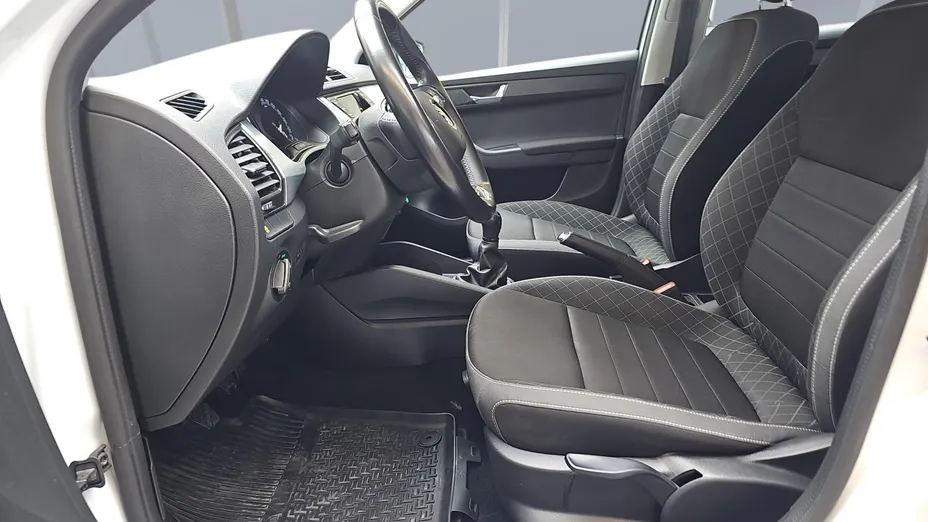 SKODA Fabia Fabia 1.0 TSI Ambition