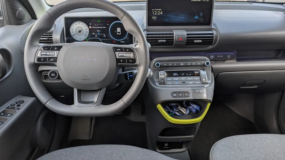 HYUNDAI Inster Inster 49kWh Inster Cross Smart Nowy