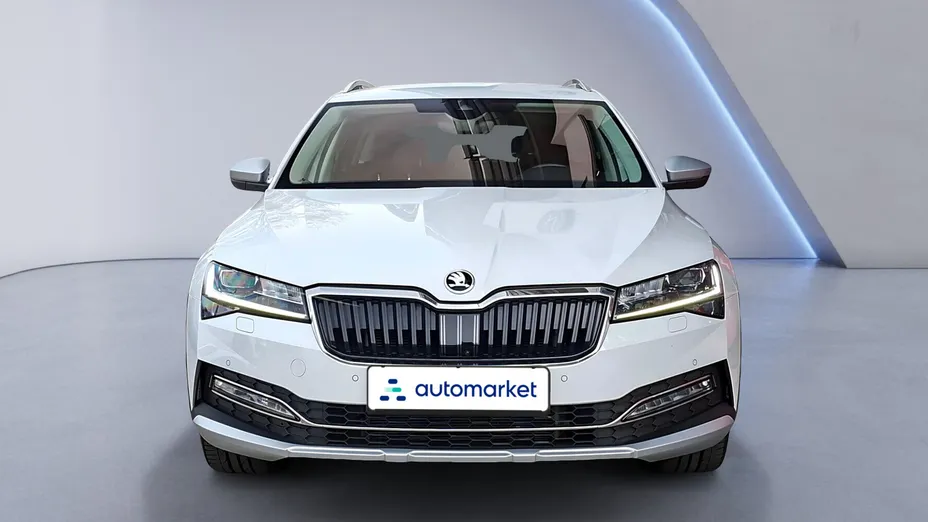 SKODA Superb Superb 2.0 TDI SCR 4x4 Scout DSG