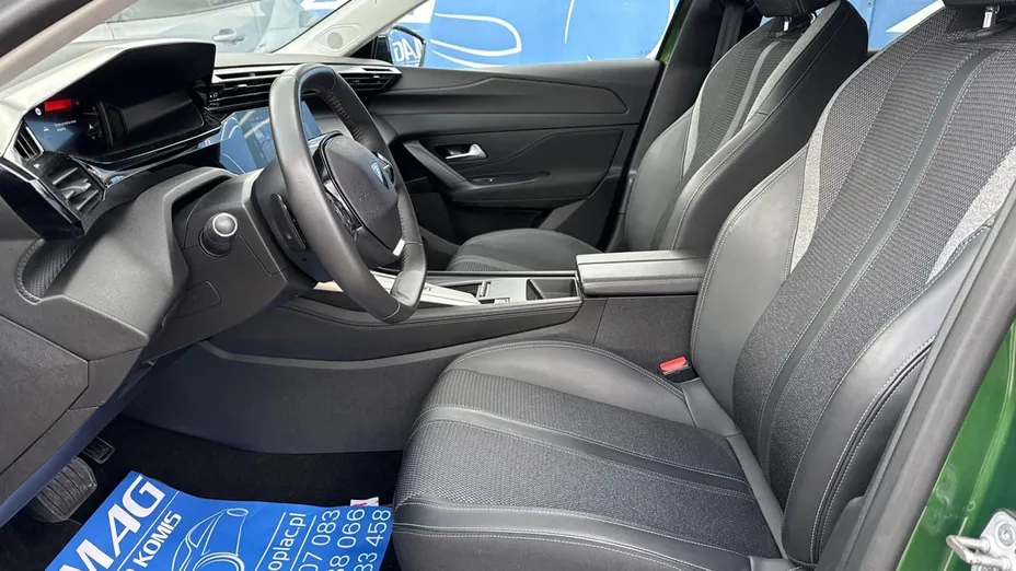 PEUGEOT 308 -