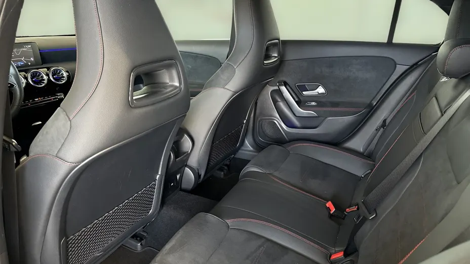 MERCEDES-BENZ A Klasa A 200 AMG Line 7G-DCT
