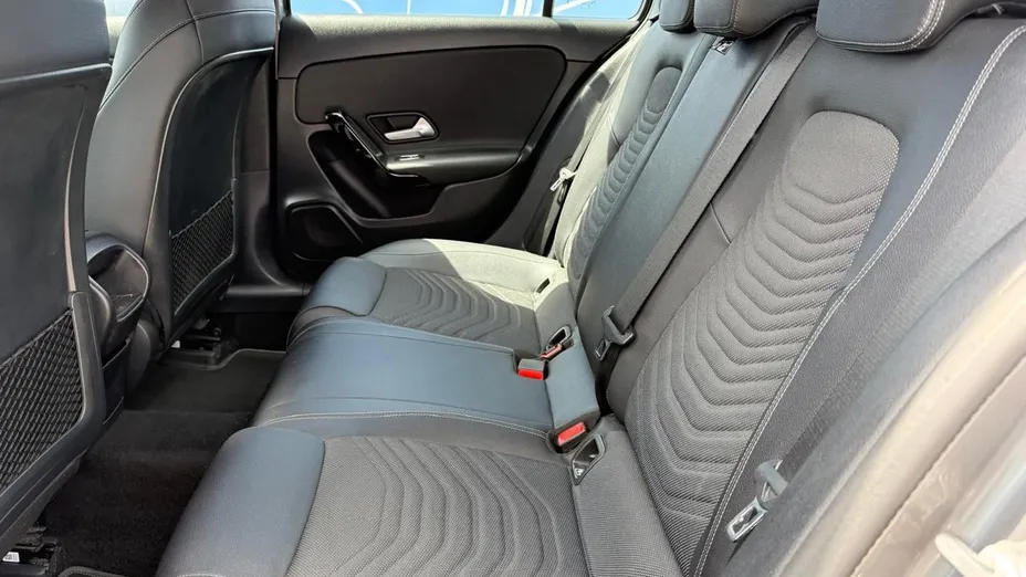 MERCEDES-BENZ A Klasa A 160 d 7G-DCT