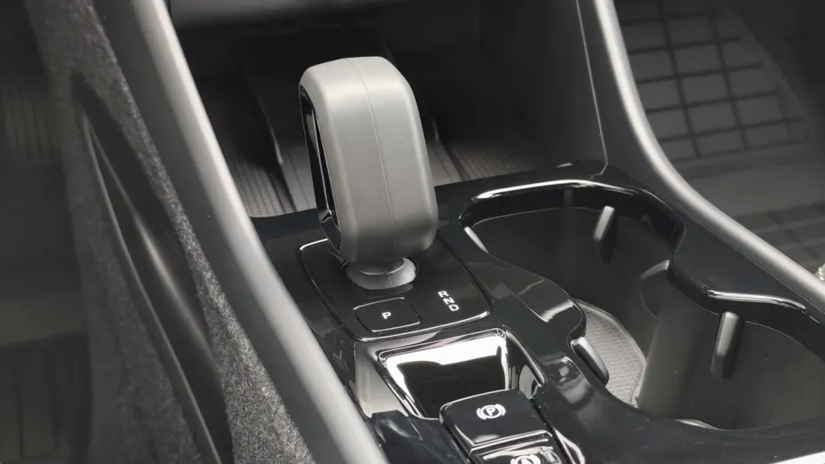 VOLVO XC40 XC40 B4 Plus Dark aut
