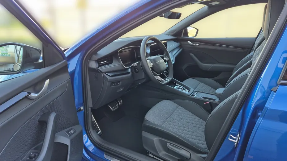 SKODA Octavia Octavia 1.5 TSI mHEV Sportline Tech DSG Nowy