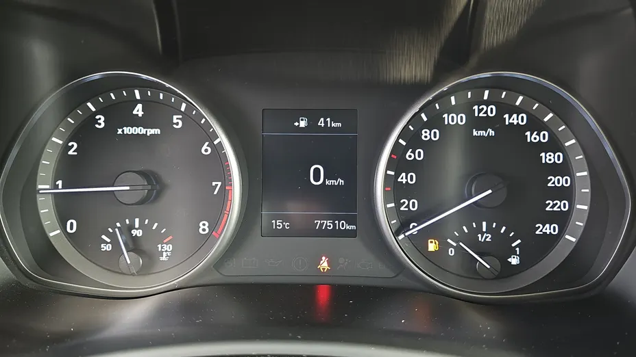 HYUNDAI i30 i30 1.4 Classic +