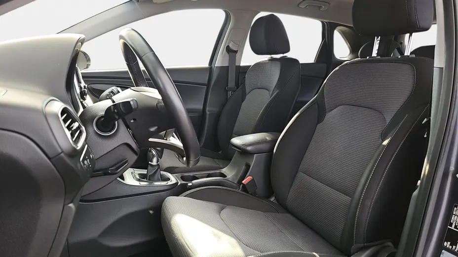 HYUNDAI i30 i30 1.4 Classic +