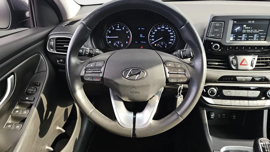 HYUNDAI i30 i30 1.4 Classic +