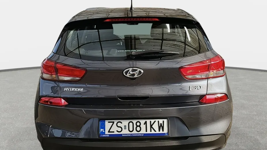 HYUNDAI i30 i30 1.4 Classic +