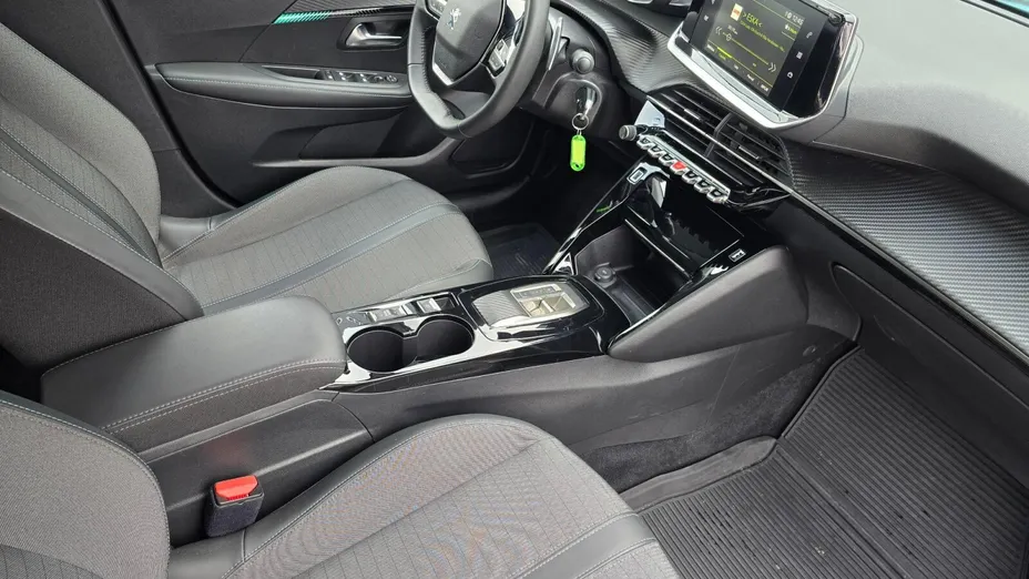 PEUGEOT 208 208 1.2 PureTech Allure S&S EAT8