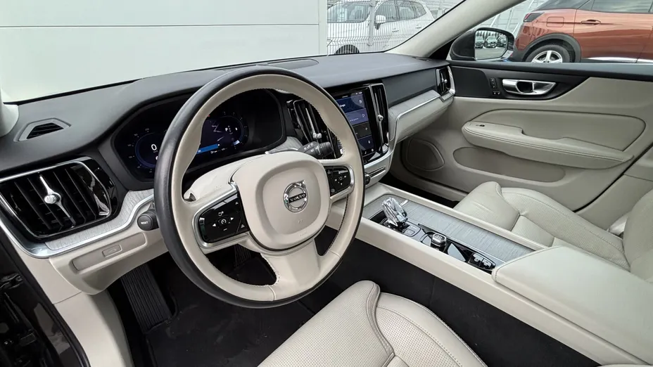 VOLVO V60 V60 B4 D Plus Bright aut