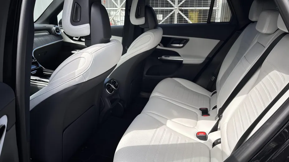 MERCEDES-BENZ GLC GLC 300 de 4-Matic AMG Line