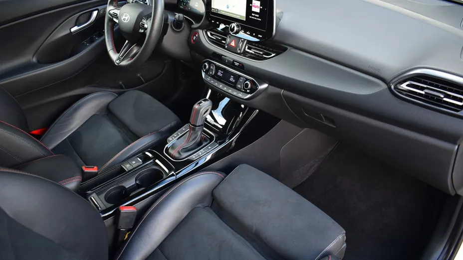 HYUNDAI i30 i30 1.5 T-GDI 48V N-Line DCT