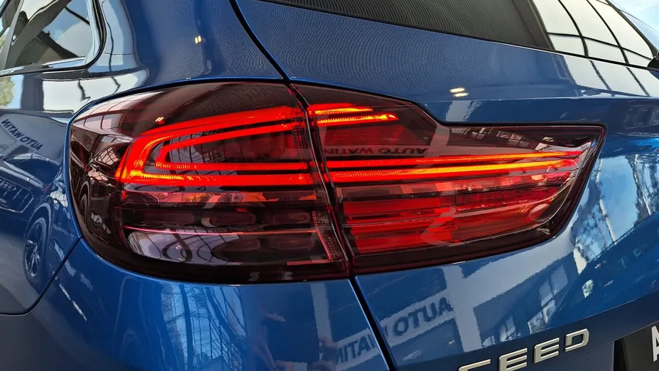 KIA Cee'd Ceed 1.5 T-GDI L