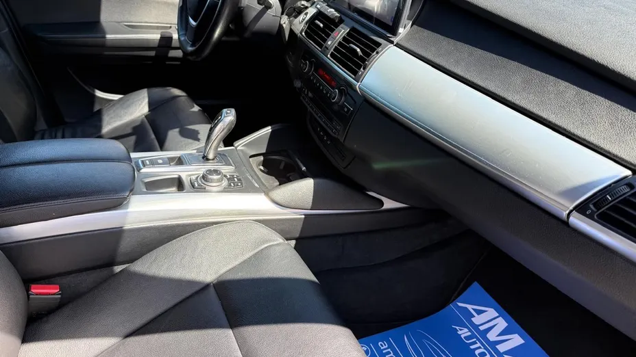 BMW X6 -