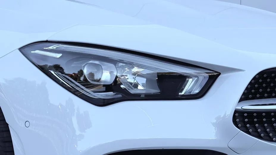 MERCEDES-BENZ CLA CLA 200 AMG Line 7G-DCT