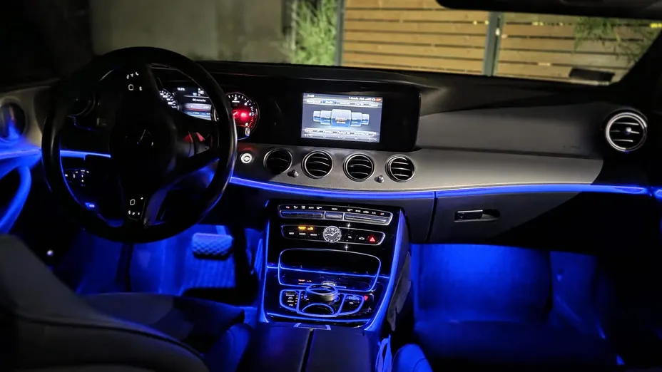 MERCEDES-BENZ E Klasa -