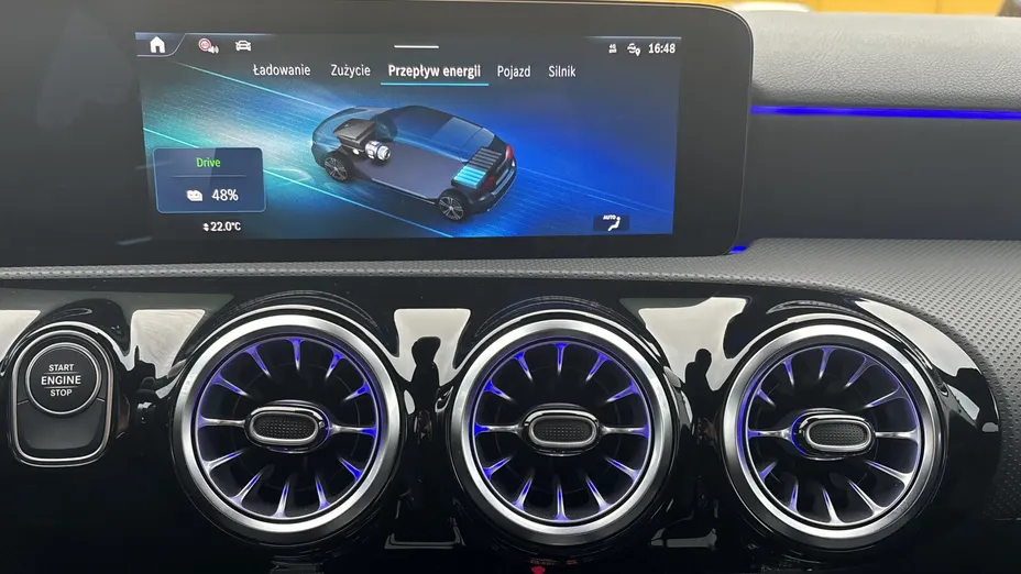 MERCEDES-BENZ A Klasa A 250 e PHEV AMG Line 8G-DCT