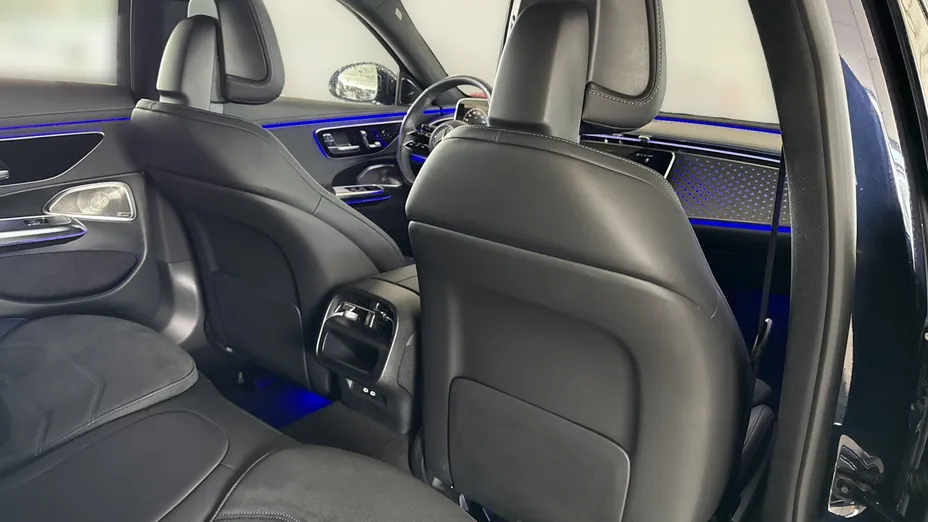 MERCEDES-BENZ E Klasa E 300 de PHEV 4-Matic AMG 9G-Tronic