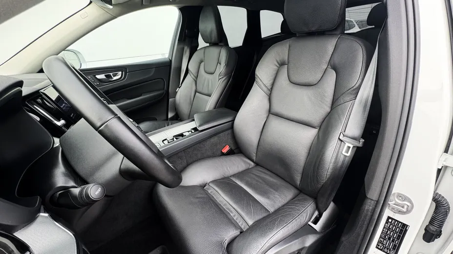 VOLVO XC60 XC60 T6 Plug-In Hybrid AWD Plus Bright aut