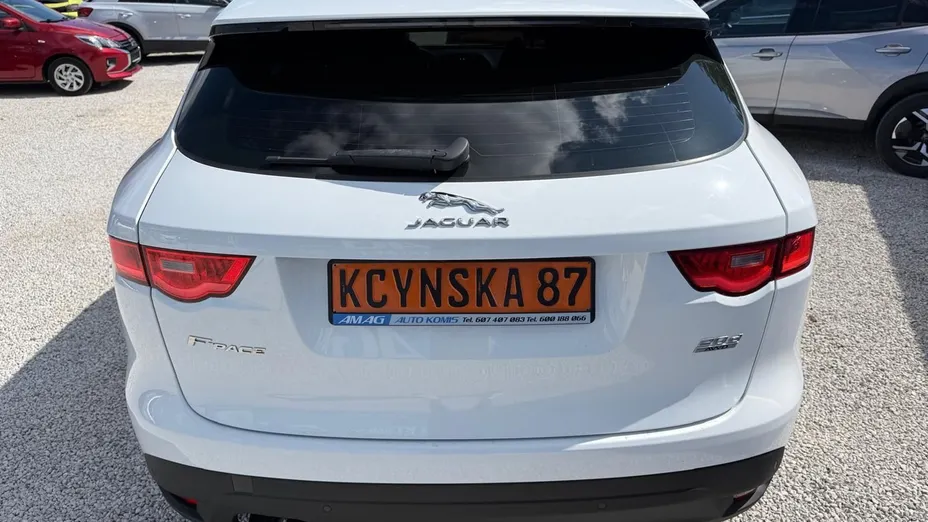 JAGUAR F-Pace -