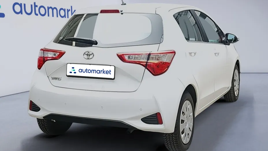 TOYOTA Yaris Yaris 1.5 Active
