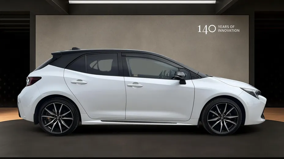 TOYOTA Corolla Corolla 1.8 Hybrid GR Sport
