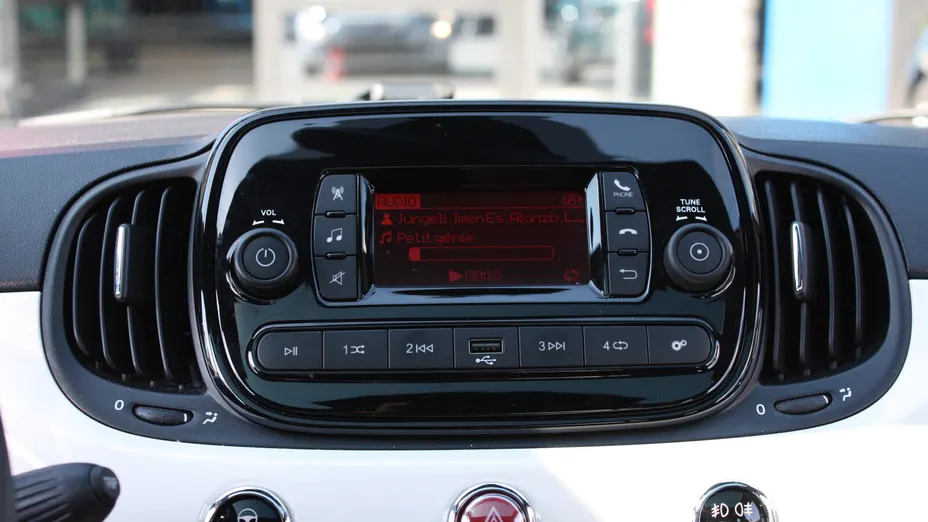 FIAT 500 500 1.0 Hybrid Dolcevita