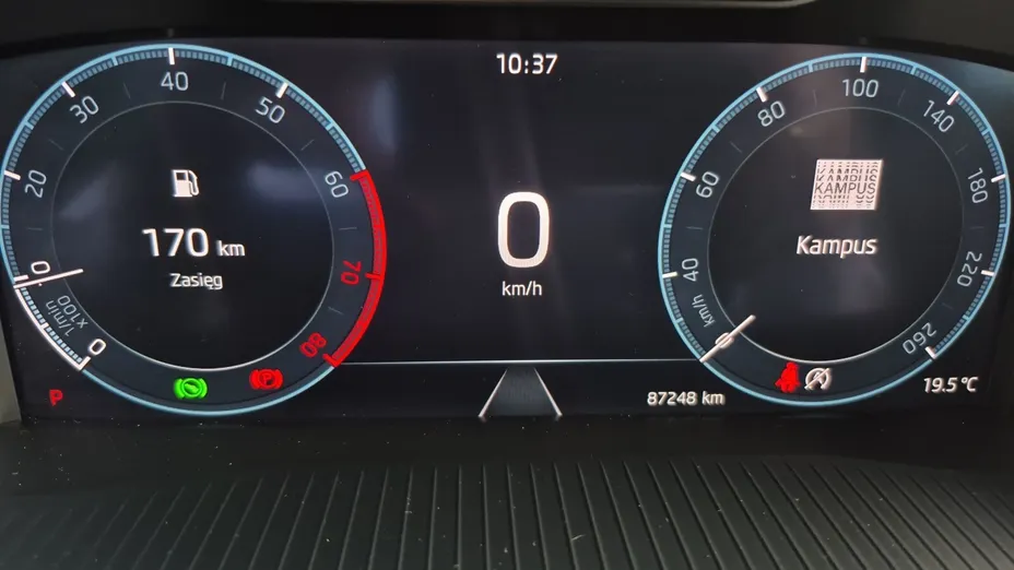 SKODA Octavia -