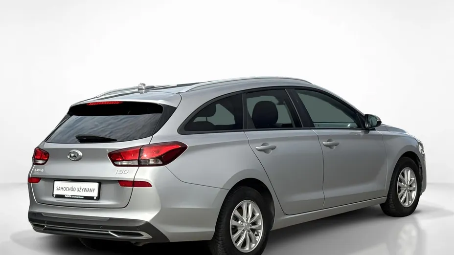 HYUNDAI i30 i30 1.0 T-GDI Modern