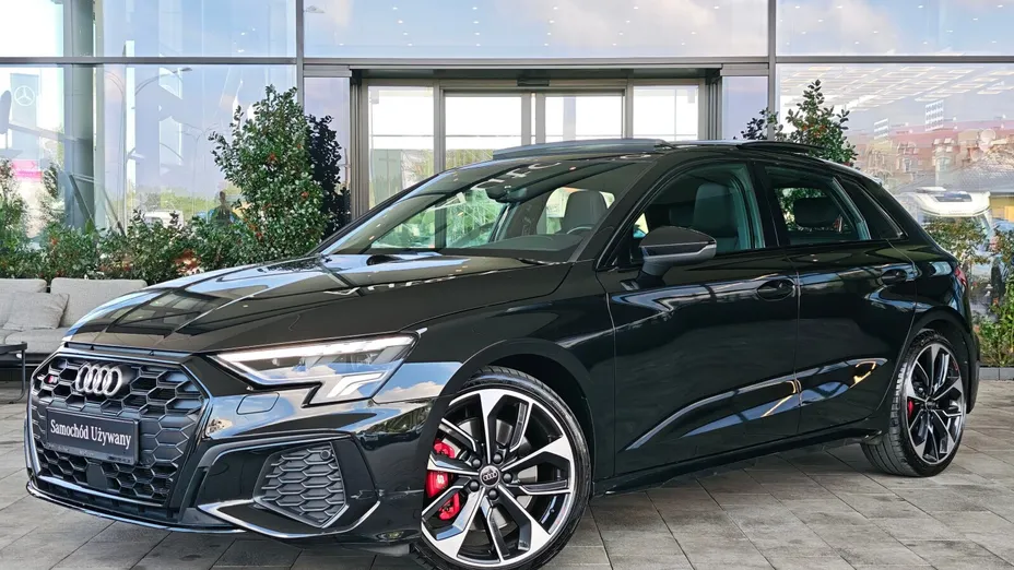 AUDI S3 Sportback -
