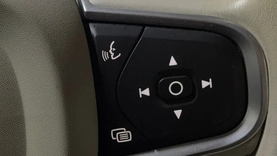 VOLVO XC60 XC60 D4 SCR Momentum aut