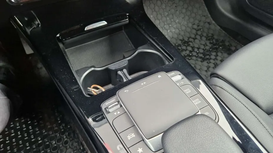 MERCEDES-BENZ A Klasa A 180 Style 7G-DCT