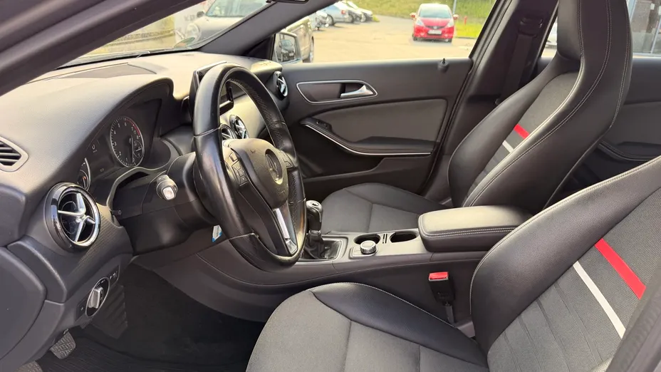 MERCEDES-BENZ A Klasa A 180 BlueEff. Edition Style