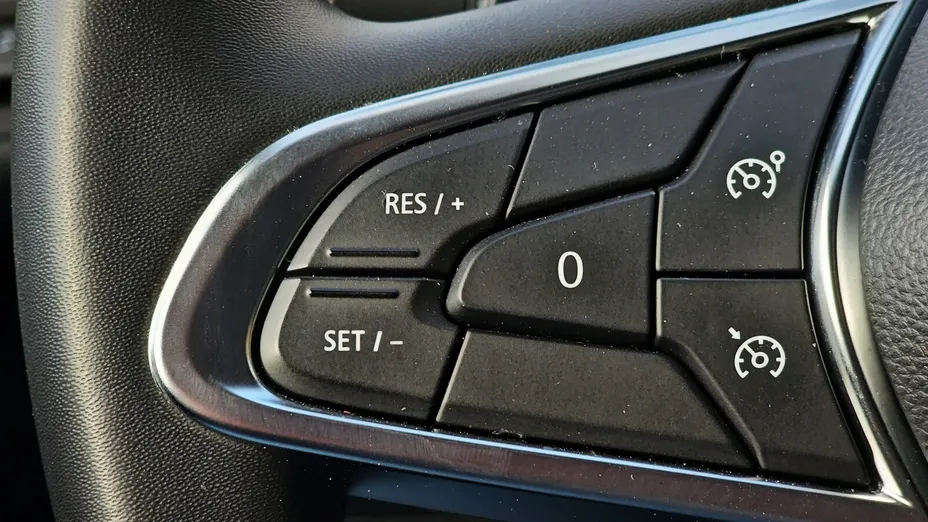 RENAULT Captur Captur 1.3 TCe mHEV Techno