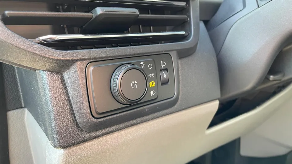 FORD Transit Custom Transit Custom 2.0 EcoBlue 320 L2H1 Limited Aut. Nowy